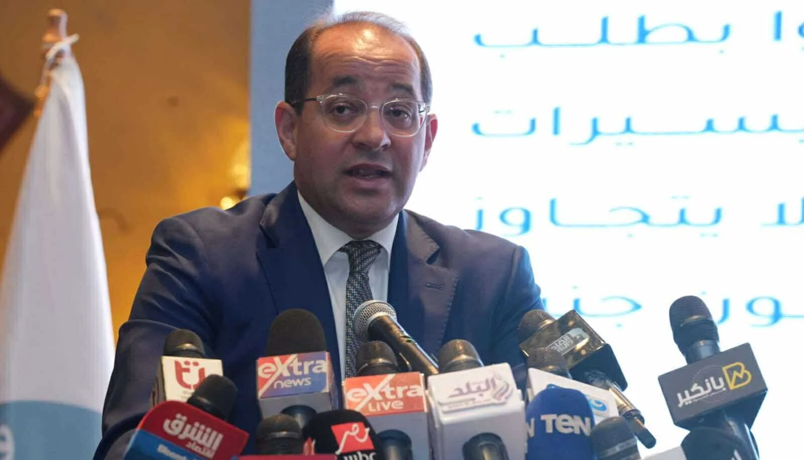 وزير المالية: حقوق المدفوعين ضريبة هي الأهم.. ولم تكن لدينا نية لزيادة العائد من التخفيفات الضريبية. وزير المالية: حقوق المدفوعين ضريبة هي الأهم.. ولم تكن لدينا نية لزيادة العائد من التخفيفات الضريبية.