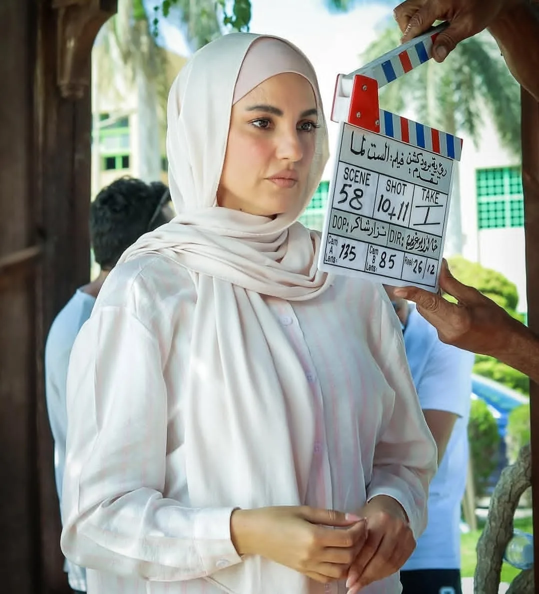 بالحجاب .. درة تروج لشخصيتها في فيلم ‘الست لما’ بالحجاب .. درة تروج لشخصيتها في فيلم ‘الست لما’