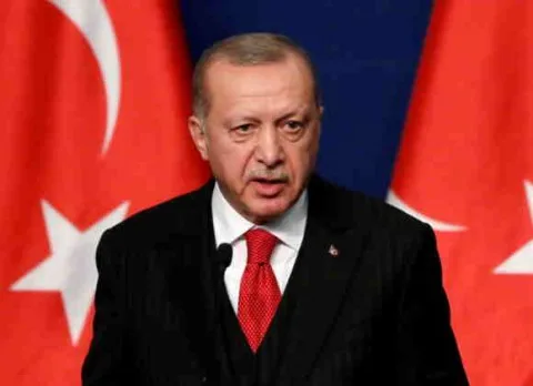 ما الذي يقلق أردوغان من الصراع مع إيران؟ ولماذا قرر زيادة إنتاج الصواريخ؟ وكيف ارتبط مصير بلاده بعدة عواصم؟ مواجهة تركيا في نهائي الصراع الذي أثر على مصر أيضًا.. أنقرة تواجه خسائر اقتصادية وأهداف الولايات المتحدة في بلادها.. كيف يحدث ذلك؟ ما الذي يقلق أردوغان من الصراع مع إيران؟ ولماذا قرر زيادة إنتاج الصواريخ؟ وكيف ارتبط مصير بلاده بعدة عواصم؟ مواجهة تركيا في نهائي الصراع الذي أثر على مصر أيضًا.. أنقرة تواجه خسائر اقتصادية وأهداف الولايات المتحدة في بلادها.. كيف يحدث ذلك؟