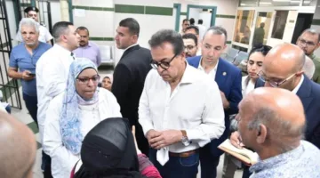 وزير الصحة يزور مستشفى مدينة نصر للتأمين الصحي ويحث على تعزيز الكوادر البشرية وتحسين الكفاءة والتطوير.