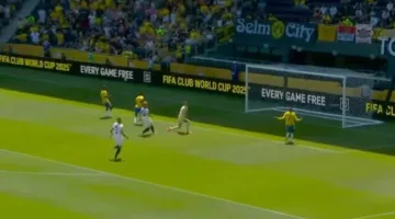 بطولة العالم للأندية: صن داونز يسجل الهدف الأول في مرمى بوروسيا دورتموند «شاهد الفيديو»