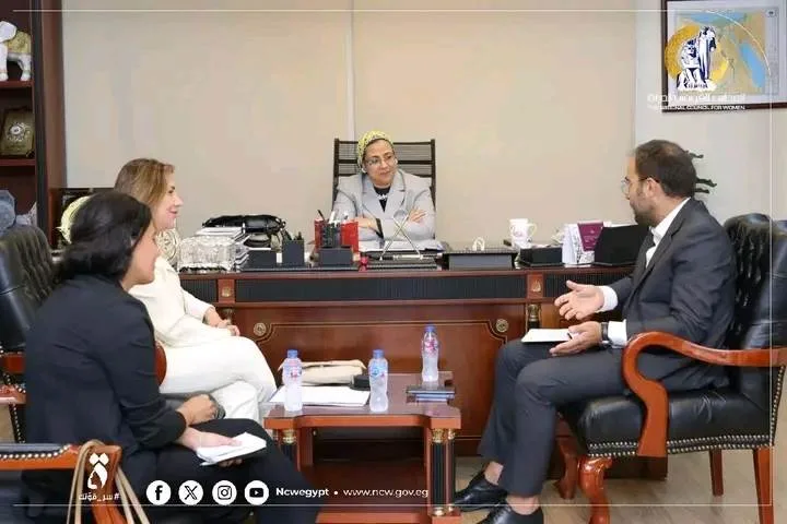 المستشارة أمل عمار تستضيف ممثلة المفوضية السامية للأمم المتحدة لشؤون اللاجئين في مصر المستشارة أمل عمار تستضيف ممثلة المفوضية السامية للأمم المتحدة لشؤون اللاجئين في مصر