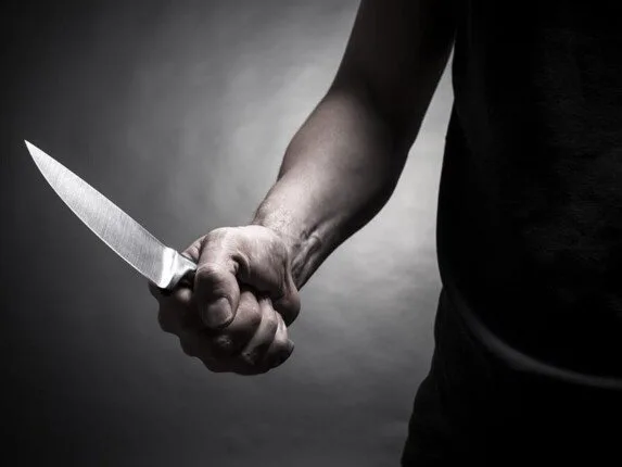 خيانة وخداع في شارع النادي: تفاصيل اعتقال قاتلي طبيب طنطا خيانة وخداع في شارع النادي: تفاصيل اعتقال قاتلي طبيب طنطا