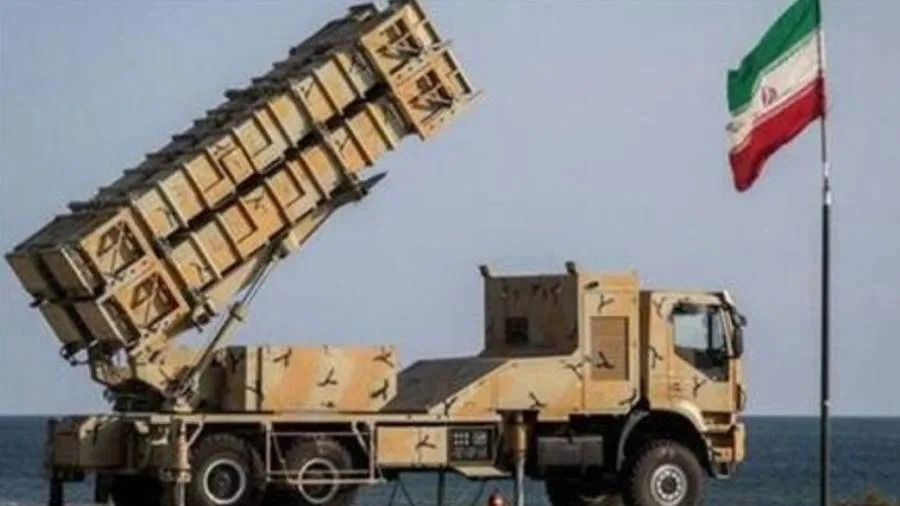 عاجل.. إيران تعلن عن تشغيل الدفاعات الجوية في بندر عباس وإسقاط 13 طائرة مسيرة إسرائيلية عاجل.. إيران تعلن عن تشغيل الدفاعات الجوية في بندر عباس وإسقاط 13 طائرة مسيرة إسرائيلية