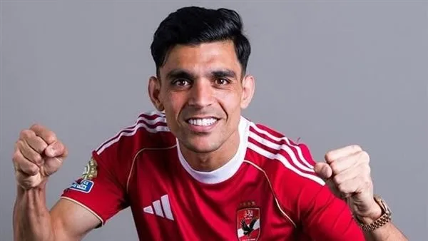 عمرو الحديدي: الأهلي يواجه صعوبة في الكرات الثابتة.. وبن شرقي يعزز هجوم الفريق الأحمر بشكل كبير عمرو الحديدي: الأهلي يواجه صعوبة في الكرات الثابتة.. وبن شرقي يعزز هجوم الفريق الأحمر بشكل كبير