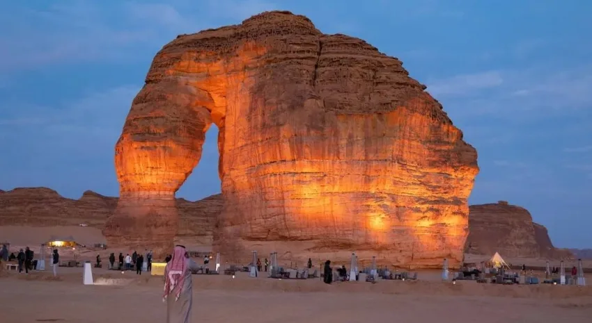 الثانية عالمياً من حيث إنفاق السياحة الثانية عالمياً من حيث إنفاق السياحة
