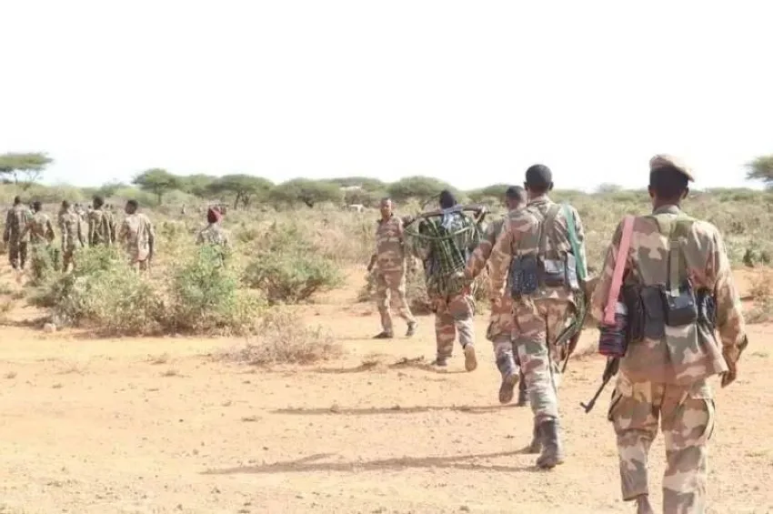 الصومال: الجيش يستعيد سيطرته على منطقتين في الجنوب من عناصر حركة الشباب الإرهابية الصومال: الجيش يستعيد سيطرته على منطقتين في الجنوب من عناصر حركة الشباب الإرهابية