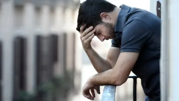 كيف يتعامل المسلم مع الحزن أو المحن؟.. الأزهر يشرح