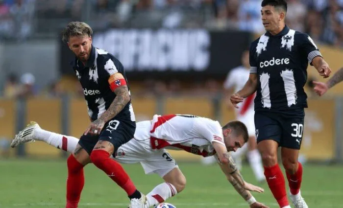 التعادل بدون أهداف ينتهي به لقاء ريفر بليت ومونتيري في بطولة كأس العالم للأندية التعادل بدون أهداف ينتهي به لقاء ريفر بليت ومونتيري في بطولة كأس العالم للأندية