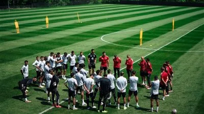 الأهلي يختتم تدريباته قبل مواجهة بورتو البرتغالي في كأس العالم للأندية الأهلي يختتم تدريباته قبل مواجهة بورتو البرتغالي في كأس العالم للأندية