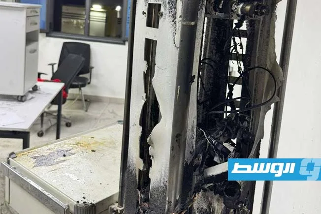 اندلاع حريق صغير في مستشفى الأطفال التعليمي بطرابلس (صور) اندلاع حريق صغير في مستشفى الأطفال التعليمي بطرابلس (صور)