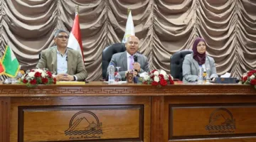 الوزير للمستثمرين: تطوير الصناعة هو واجبنا الجماعي، وسنسعى لإنقاذ أبو رواش من التعثر.