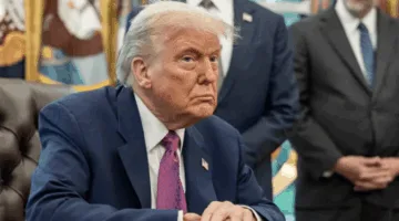عاصفة من التوترات السياسية في الكونغرس.. ترامب يواجه اتهامات بانتهاك الدستور!