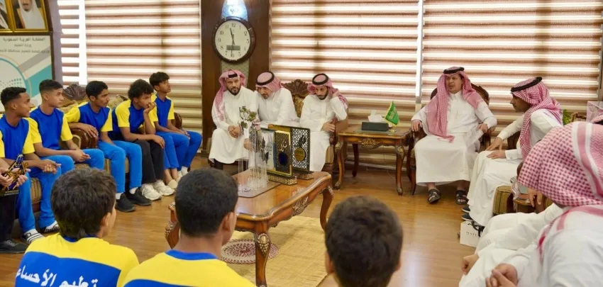 تعليم الأحساء يهنئ الفريق الوصيف للمملكة في بطولة نخبة كرة القدم تعليم الأحساء يهنئ الفريق الوصيف للمملكة في بطولة نخبة كرة القدم