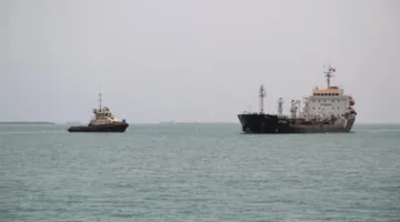 خبير استراتيجي: احتمال إغلاق مضيق باب المندب وهرمز قائم
