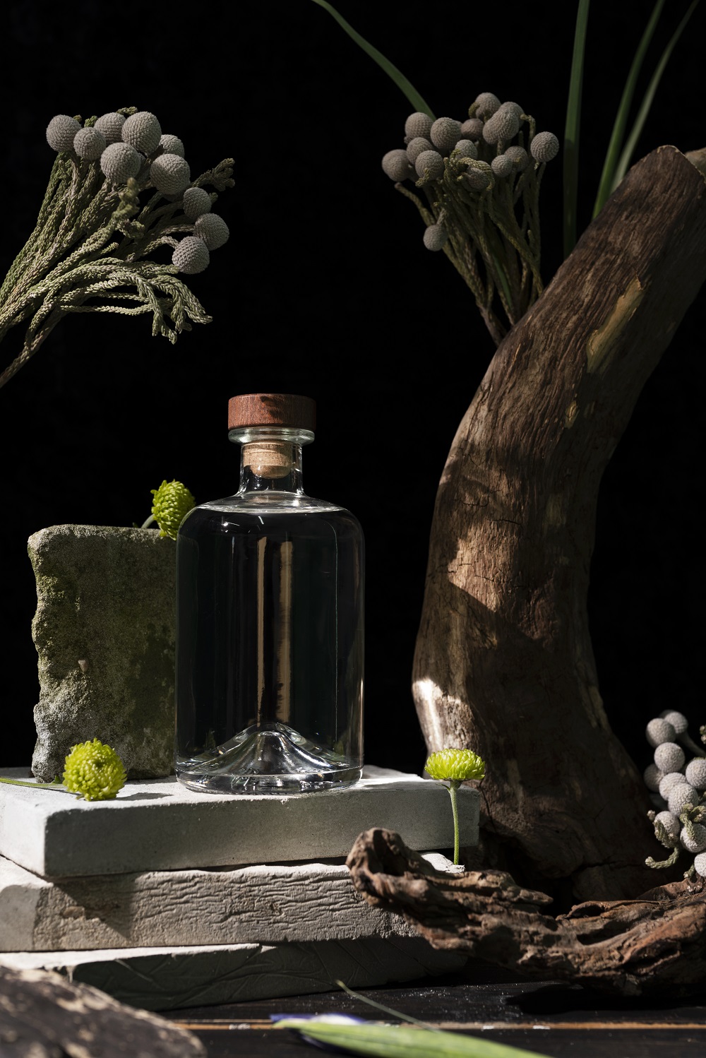 العطور المناسبة للأبراج النارية (Freepik)