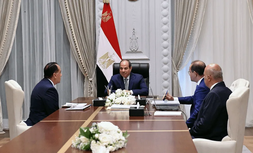 الرئيس السيسي: أهمية اتخاذ التدابير المالية والسلعية في ضوء المستجدات الإقليمية الرئيس السيسي: أهمية اتخاذ التدابير المالية والسلعية في ضوء المستجدات الإقليمية