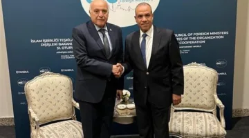 وزير الخارجية والهجرة يجتمع مع نظيره الجزائري في إسطنبول