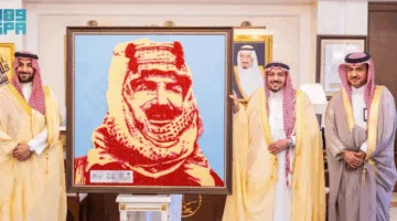 أمير القصيم يتلقى تقرير مهرجان الورد في محافظة عنيزة