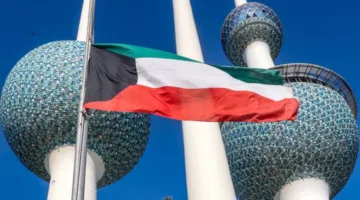 الكويت تُطلق خطة طوارئ من خلال تدابير احتياطية واسعة تشمل تجهيز الملاجئ في مجمع الوزارات.
