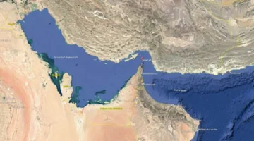 البرلمان الإيراني يقر قرار إغلاق مضيق هرمز