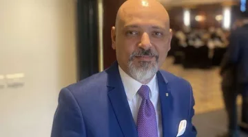 رامز مهني: يجب أن تستعيد البورصة المصرية ريادتها في الأسواق العربية