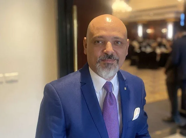 رامز مهني: يجب أن تستعيد البورصة المصرية ريادتها في الأسواق العربية رامز مهني: يجب أن تستعيد البورصة المصرية ريادتها في الأسواق العربية