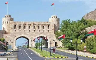 سلطنة عمان تعتمد تشريع ضريبة الدخل على الأفراد