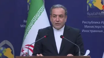 وزير الخارجية الإيراني يطلب من مجلس الأمن إدانة الهجمات الأمريكية على إيران