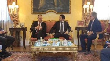 وزير الاتصالات يناقش مع الشركات التكنولوجية الكبرى خطط توسيع استثماراتها في مصر