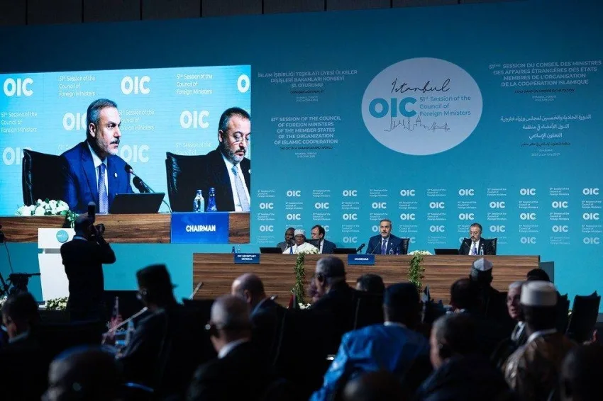 وزراء الخارجية في منظمة التعاون الإسلامي يؤكدون على أهمية تعزيز روابط التضامن بين أفراد الأمة الإسلامية. وزراء الخارجية في منظمة التعاون الإسلامي يؤكدون على أهمية تعزيز روابط التضامن بين أفراد الأمة الإسلامية.