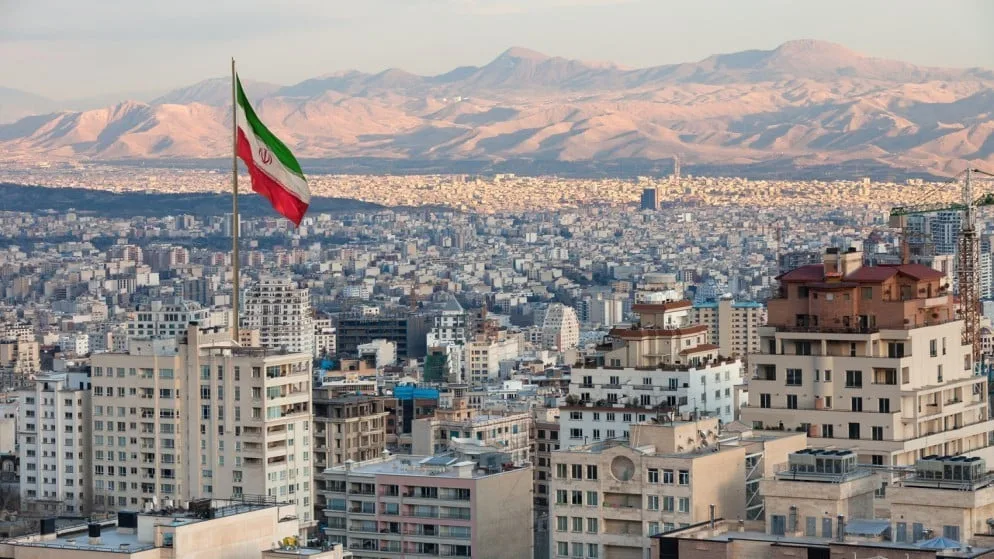 إيران تقدم احتجاجًا رسميًا إلى المصالح الأمريكية في طهران إيران تقدم احتجاجًا رسميًا إلى المصالح الأمريكية في طهران