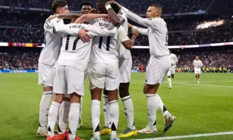 ريال مدريد يتغلب على باتشوكا المكسيكي رغم النقص في اللاعبين ريال مدريد يتغلب على باتشوكا المكسيكي رغم النقص في اللاعبين