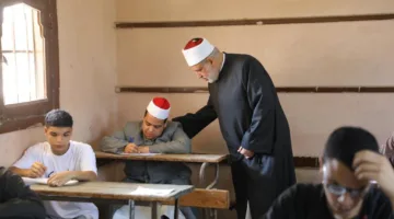 طلاب الثانوية الأزهرية يجتازون اليوم اختبار مادة التوحيد.