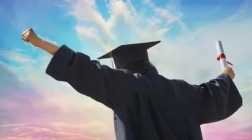 حكم تنظيم حفلات التخرج والشروط الشرعية المتعلقة بها؟.. دار الإفتاء توضح.