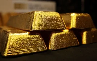 زيادة أسعار الذهب بسبب توجه المستثمرين نحو الأصول الآمنة