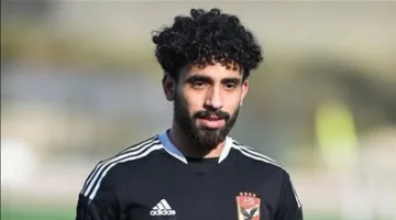 مروان عطية، لاعب الأهلي: أشعر بالحزن لعدم مشاركتي في مباراة بورتو، لكن الجميع مستعد لتحمل المسؤولية.