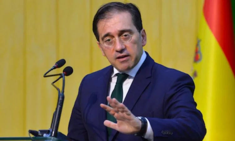إسبانيا تطالب بتعليق عاجل لاتفاق الشراكة بين الاتحاد الأوروبي وإسرائيل إسبانيا تطالب بتعليق عاجل لاتفاق الشراكة بين الاتحاد الأوروبي وإسرائيل