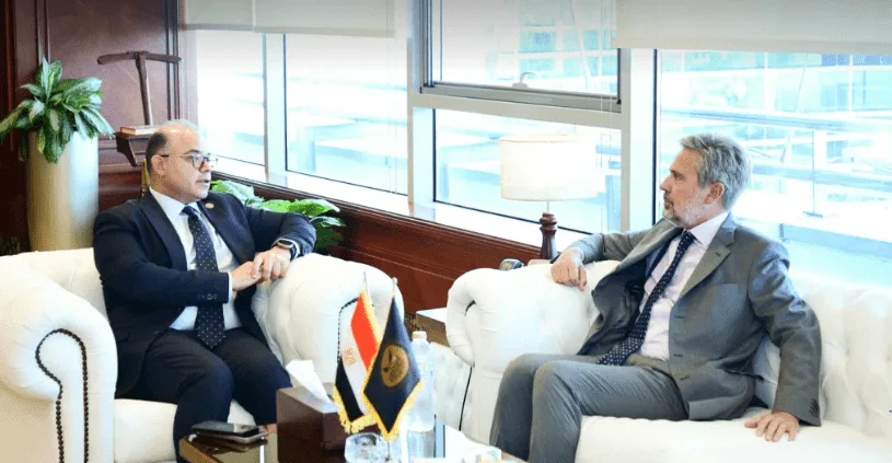 رئيس هيئة الرقابة المالية يتباحث مع السفير الإيطالي حول سبل التعاون المشتركة رئيس هيئة الرقابة المالية يتباحث مع السفير الإيطالي حول سبل التعاون المشتركة