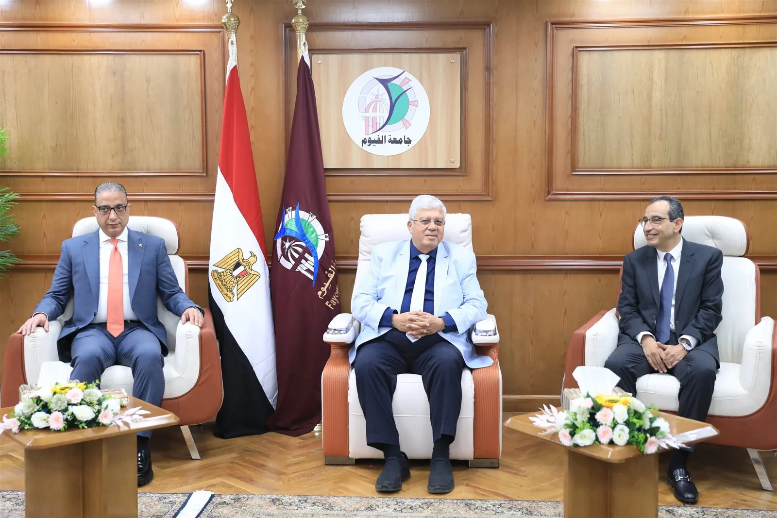 وزير التعليم العالي: المستشفيات الجامعية تمثل نموذجاً شاملاً للرعاية الصحية والتعليم والتدريب وزير التعليم العالي: المستشفيات الجامعية تمثل نموذجاً شاملاً للرعاية الصحية والتعليم والتدريب