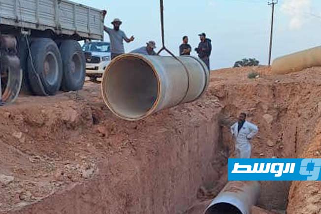 جانب من أعمال صيانة خط «أبوزيان - الرحيبات»، 22 يونيو 2025. (جهاز النهر الصناعي)