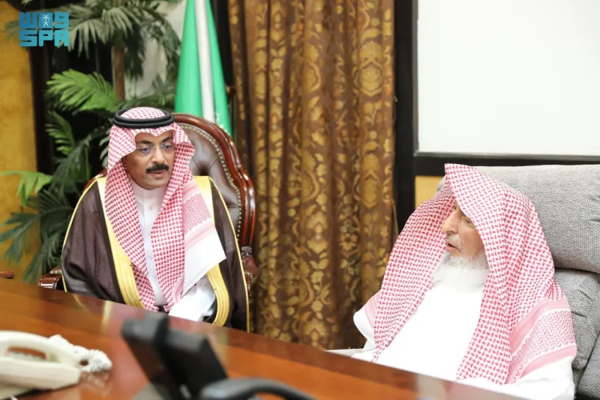 المفتي العام للمملكة يلتقي بأمين محافظة الطائف