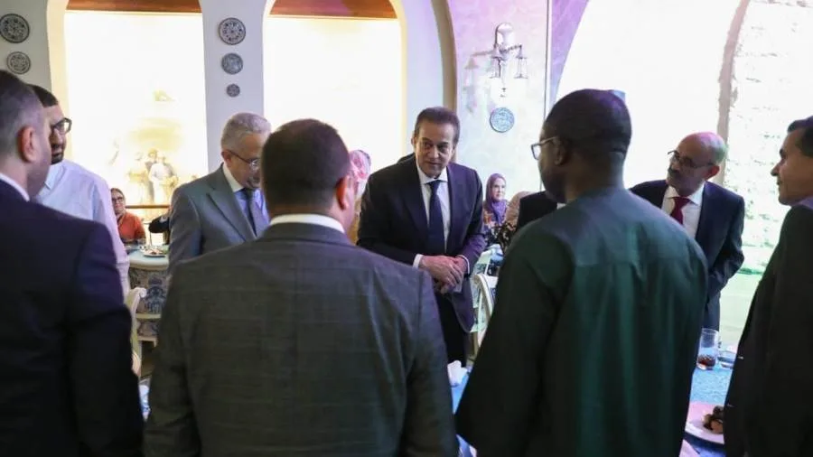 وزير الصحة: مصر تسعى لتطوير شراكات صحية مستدامة في أفريقيا وإنشاء أنظمة متكاملة تخدم القارة. وزير الصحة: مصر تسعى لتطوير شراكات صحية مستدامة في أفريقيا وإنشاء أنظمة متكاملة تخدم القارة.