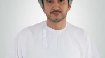 الدكتور محمد الشعيلي: الهوية الوطنية نتاج تفاعل الجغرافيا والإنسان والبحر والحضارة، مما أدى إلى تاريخ فريد وغني.