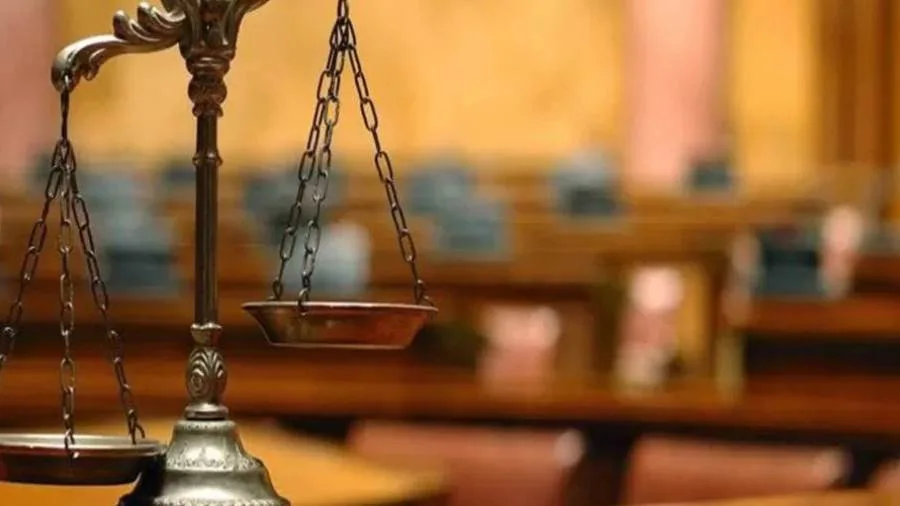 إعدام عامل بتهمة قتل شقيقه وزوجة أبيه بسبب خلافات أسرية في بني مزار بالمنيا إعدام عامل بتهمة قتل شقيقه وزوجة أبيه بسبب خلافات أسرية في بني مزار بالمنيا