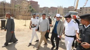 محافظ المنيا يراقب تقدم بناء السوق الحضاري في منطقة الحبشي بمساحة 3975 مترًا