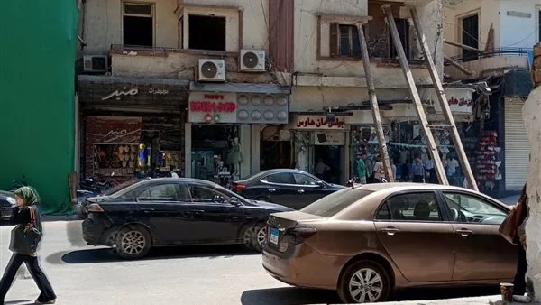لتجنب الكارثة المقبلة: منازل مهددة بالانهيار قرب عقار شبرا المتضرر | صور لتجنب الكارثة المقبلة: منازل مهددة بالانهيار قرب عقار شبرا المتضرر | صور