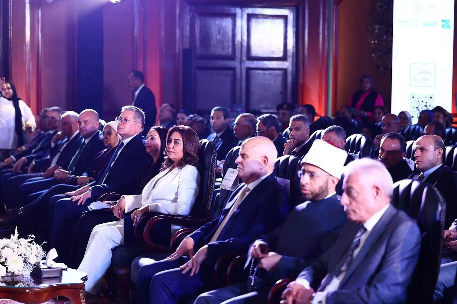 محافظ أسوان يطلق مشروع سكني لتحسين مستوى المعيشة، مع استهداف 6708 منازل في المحافظة