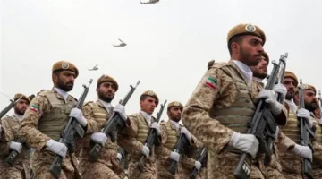 أ ف ب: قائد القوات المسلحة الإيرانية يضمن ردًا قويًا على الهجمات الأمريكية