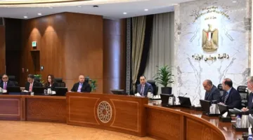 مدبولي يقود اجتماع لجنة الأزمات لمتابعة تأثيرات الصراع الإيراني الإسرائيلي على الأمن الاقتصادي والطاقة في مصر